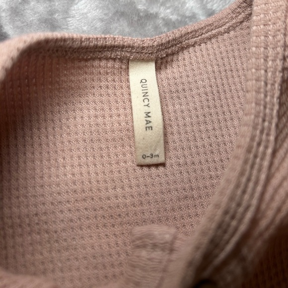 QUINCY MAE Baby Waffle Jumpsuit Bundle- Sage & Blush/ Size 0-3M - Picture 6 of 7